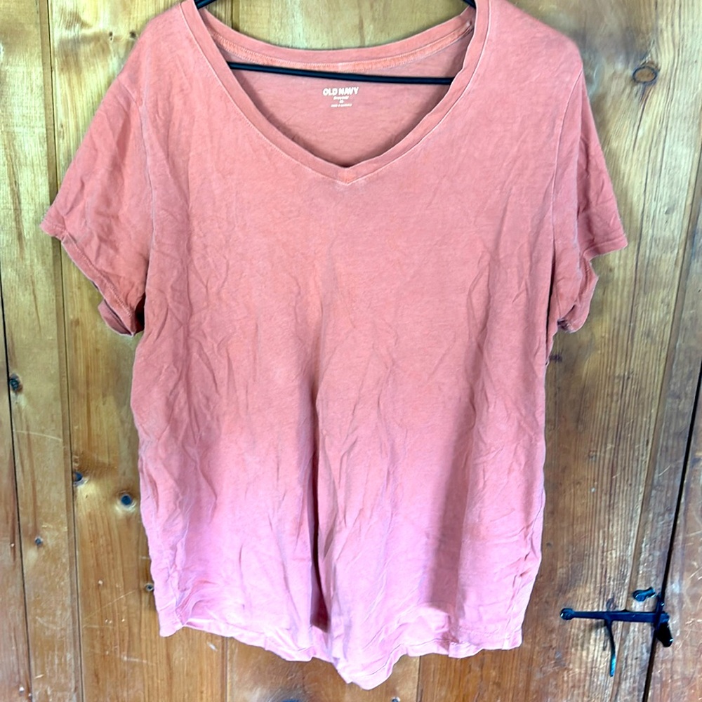 Old Navy Peach V-Neck